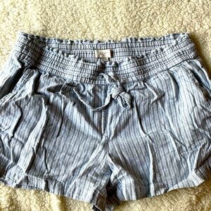 Cute lightweight stretchy shorts